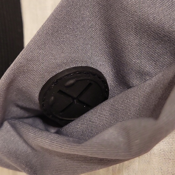 Sports belt for running or traveling grey and black - Picture 9 of 9